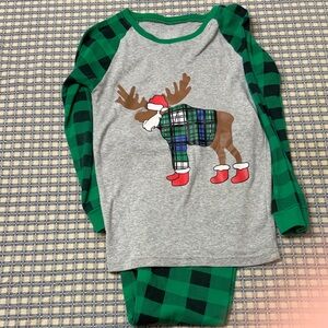 Kids Christmas 🎅 Moose Pajama Set - Green and Gray